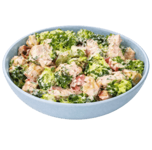 Brokkoli Chicken Salad online bestellen bei Spree Pizza in Grünau. Sättigender Salat mit Brokkoli, Hähnchen & Cocktailsauce-Dressing.